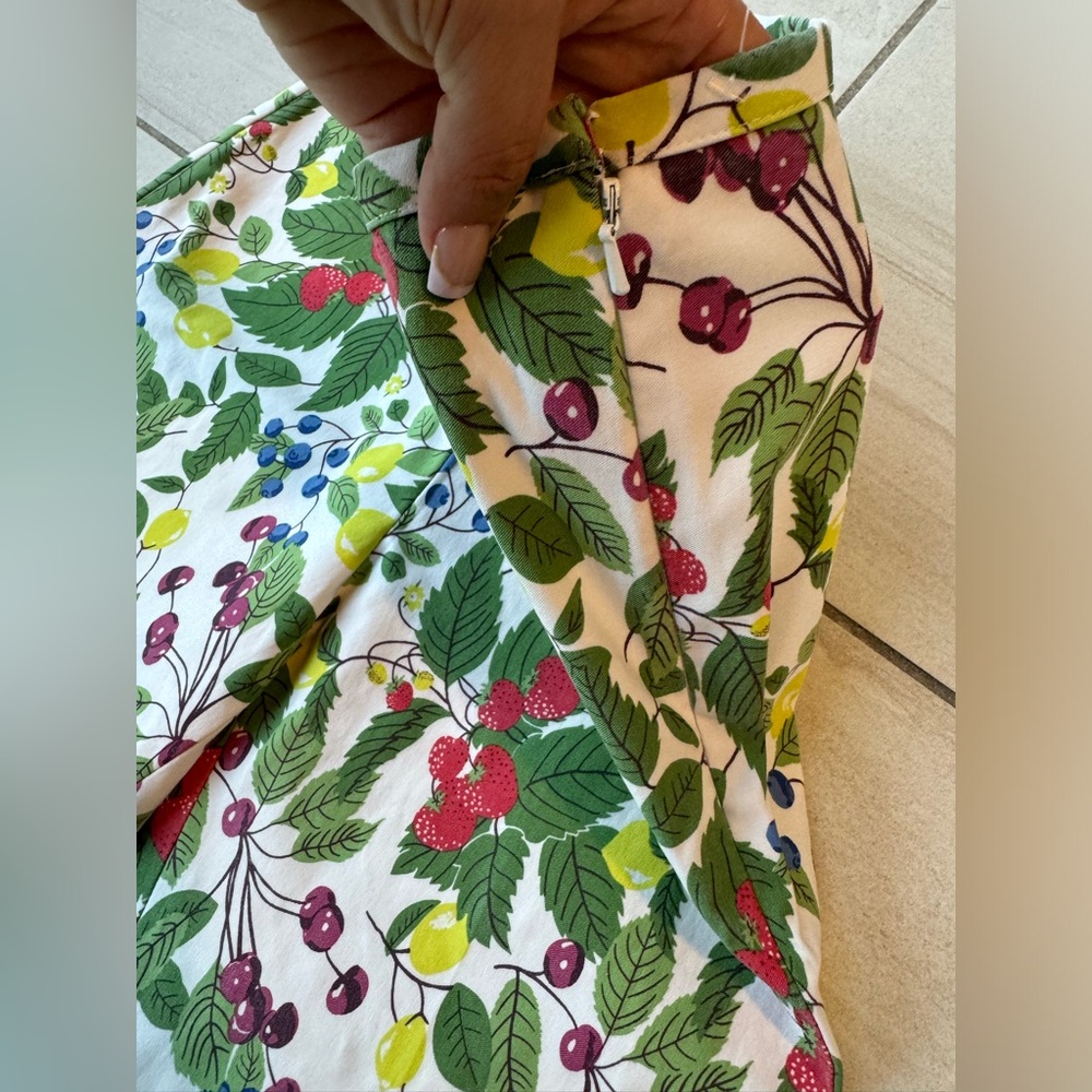 J.Mclaughlin Floral Patterned Pants - image 7